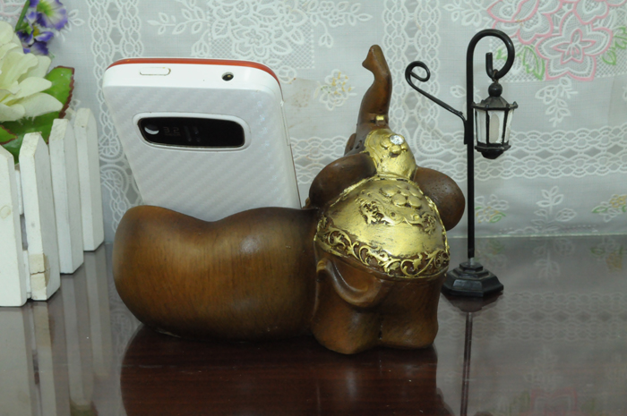 树脂工艺品手机支架大象造型寓意是吉祥如意